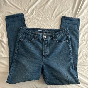 Old Navy medium wash extra high-rise pop icon skinny jeans